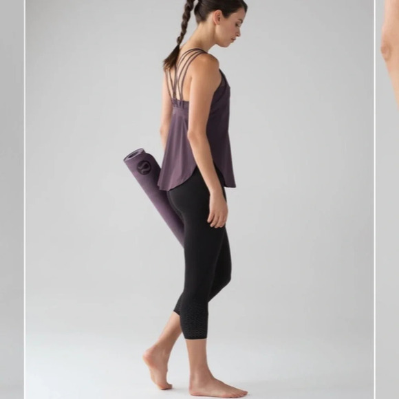 Lululemon Anew Crop (21") Black 21276 - Picture 5 of 16